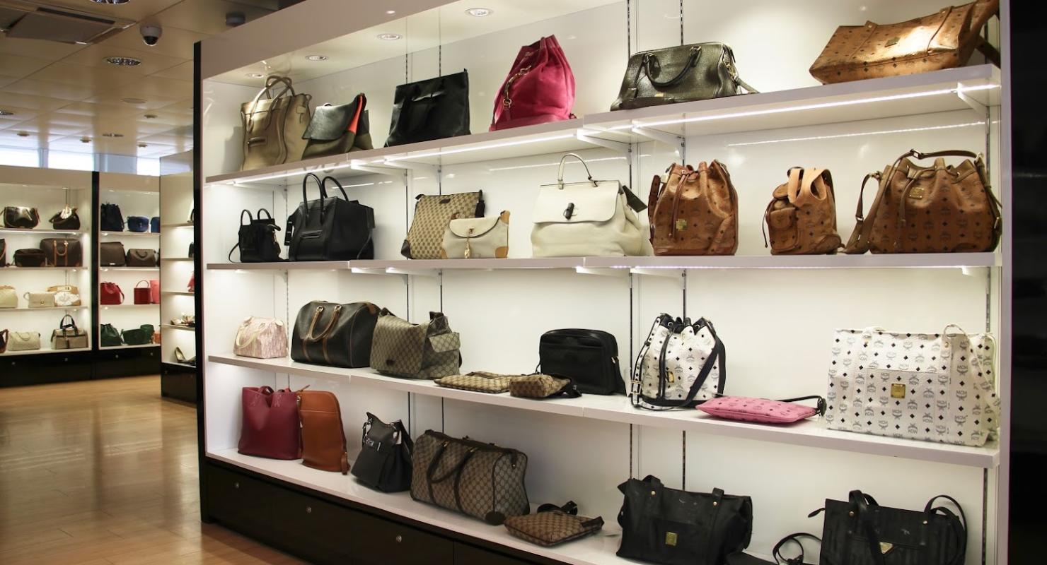 Designer Labels GmbH - Second-hand Clothing in Basel-Stadt