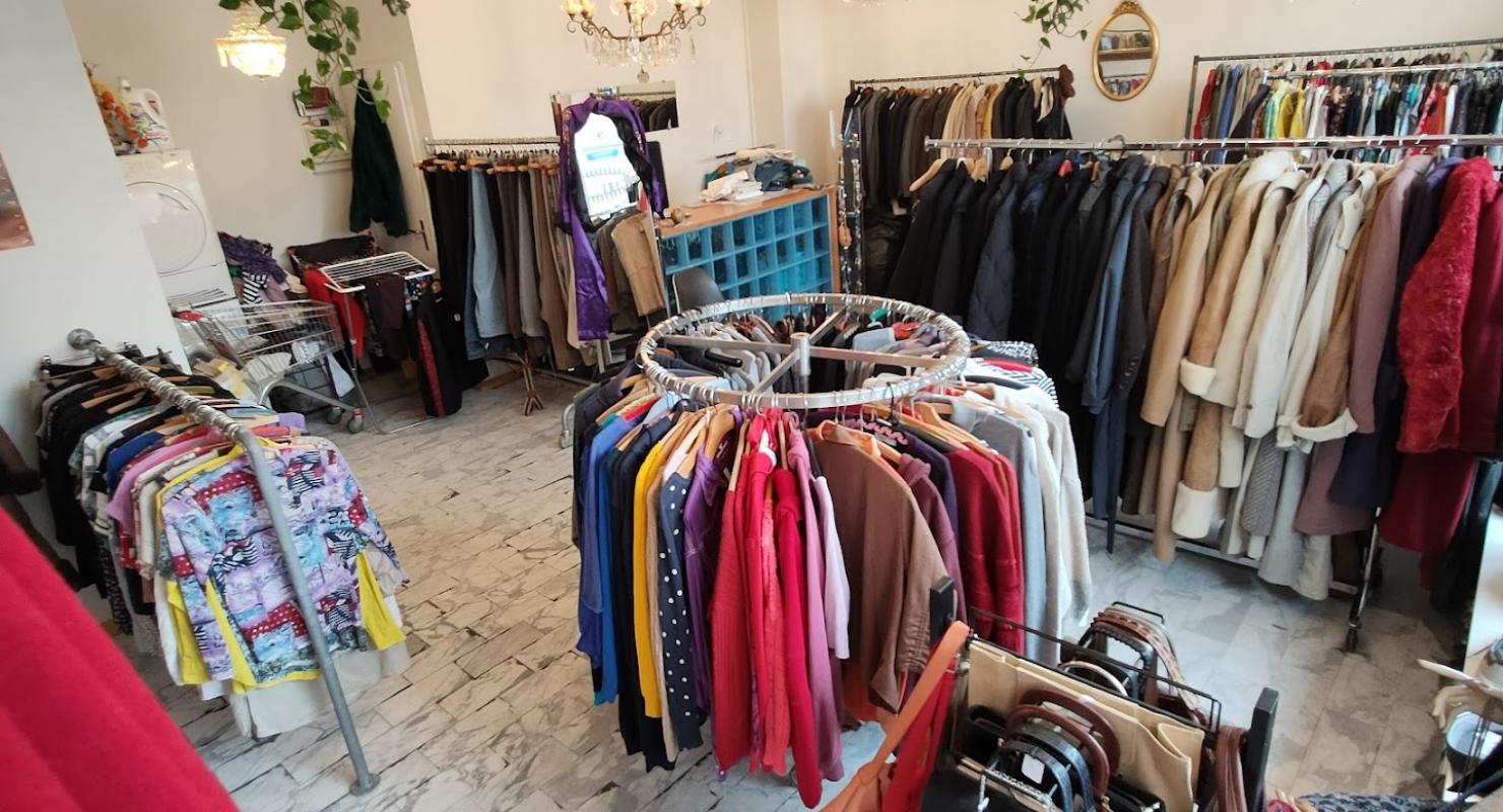 Klamotte Basel - Second-hand Clothing in Basel-Stadt