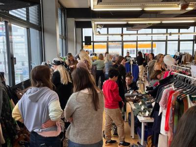 Vide dressing La Cerise - Abbigliamento di seconda mano in Ginevra