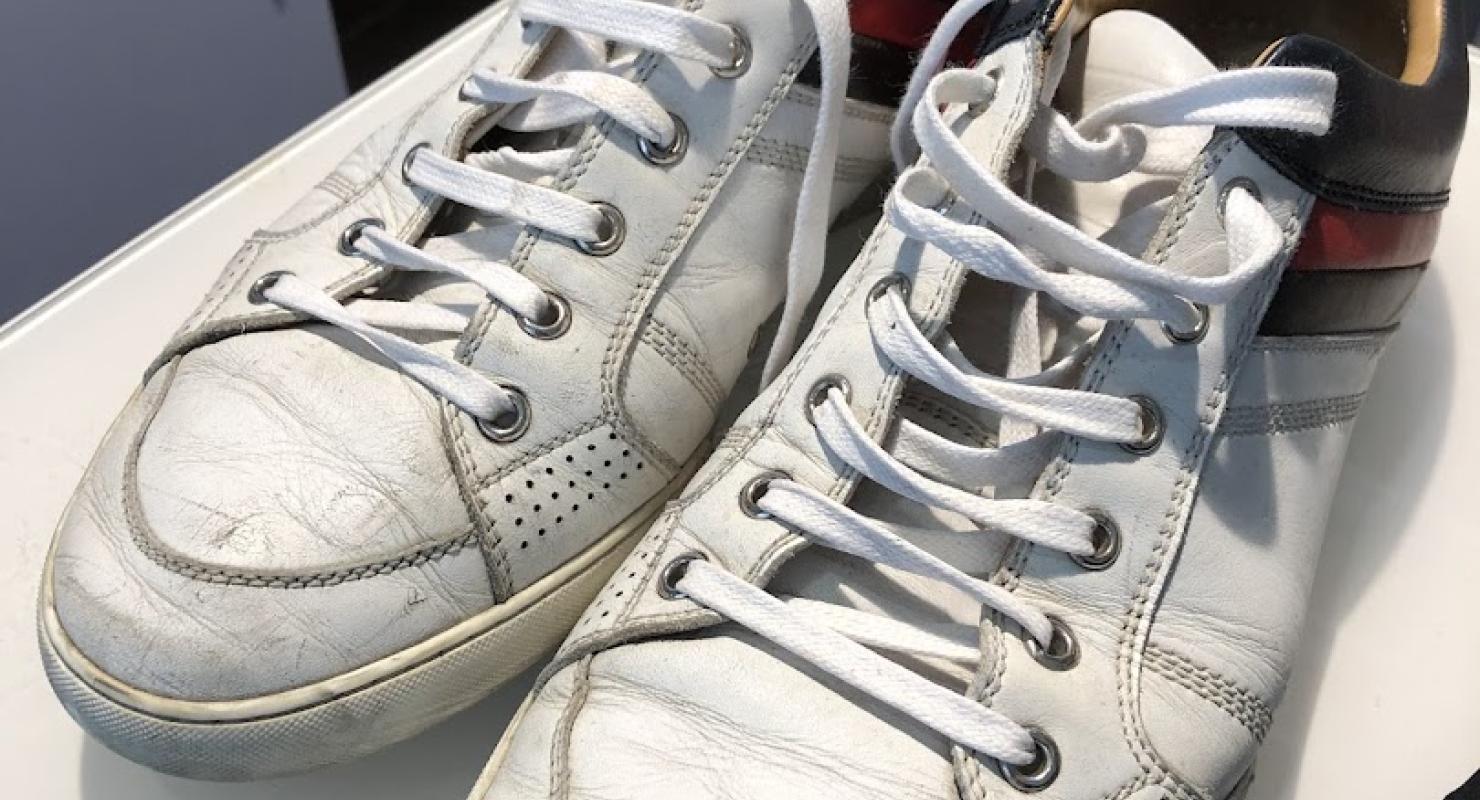 Dr. Sneakers & Shoes - Second-hand Clothing in Geneva