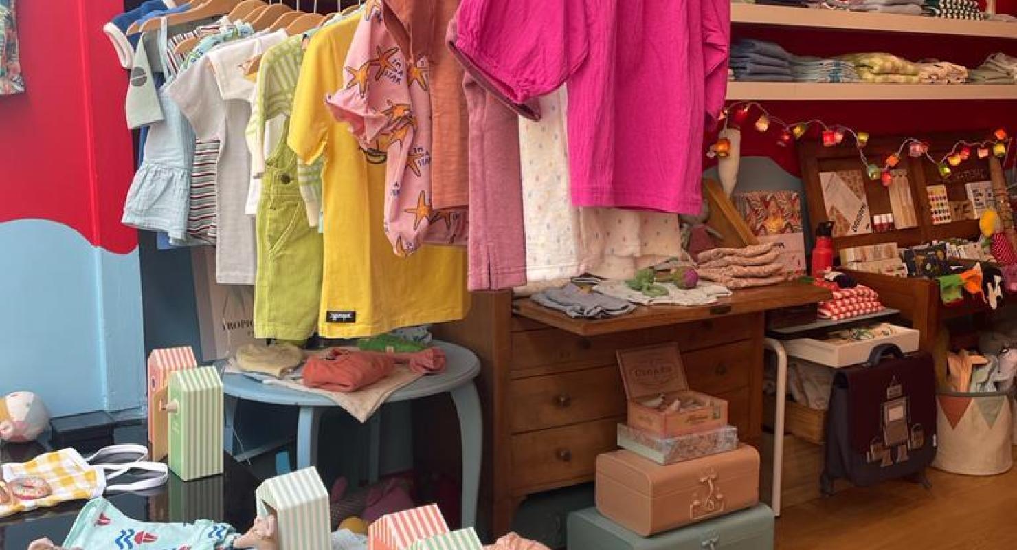 Poisson Rouge - Vêtements de seconde main in Genève