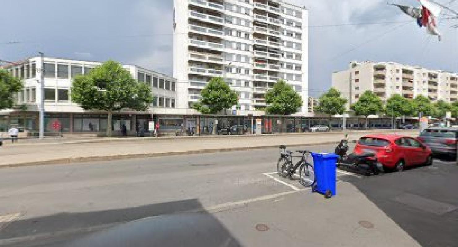Cordonnerie Talons Clés Minute - Second-hand Clothing in Geneva
