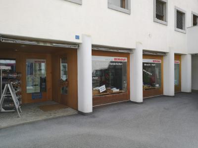 E. Hauser, Näh- Center, Wolle, Thusis - Upcycled Fashion in Grisons