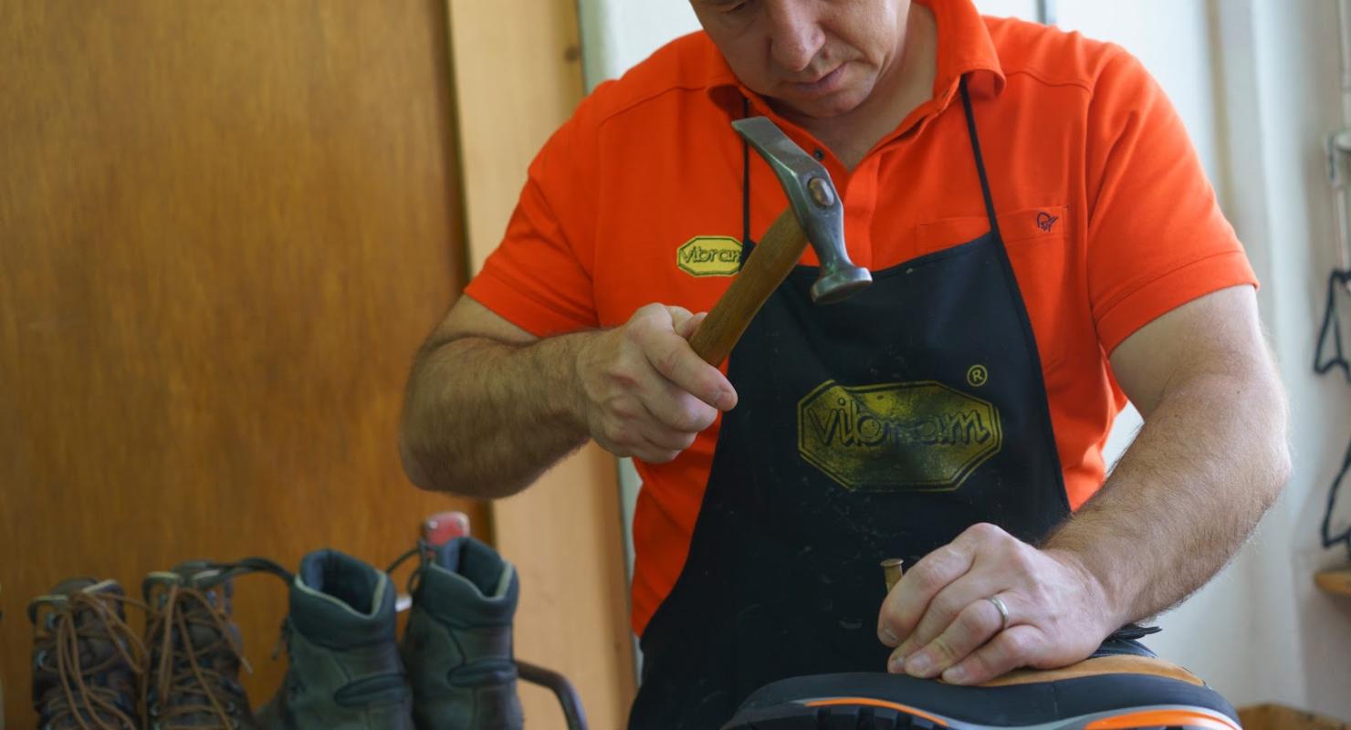 New Rada Schuhmacherei GmbH Le Prese - Second-hand Clothing in Grisons