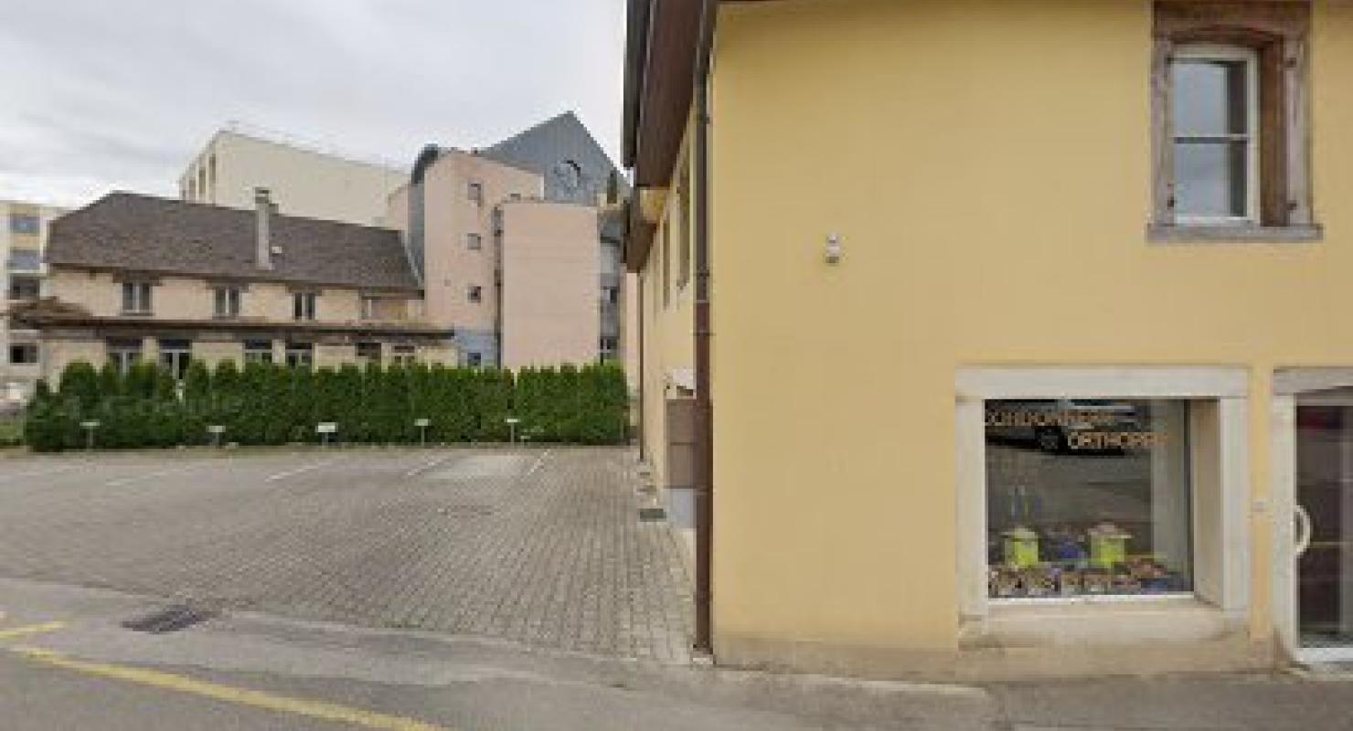 Mr. Bernard Baume Cordonnerie - Abbigliamento di seconda mano in Giura