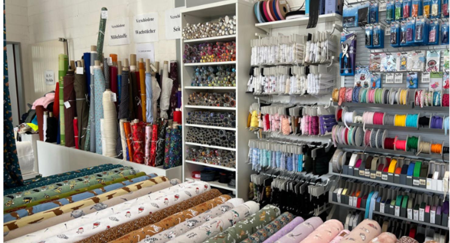 J.J. Hofstetter - Stoffe - Mercerie - Kurzwaren - Laden - Moda upcycled in Argovia