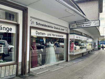 Schneideratelier Gisela & Josef - Moda upcycled in Turgovia