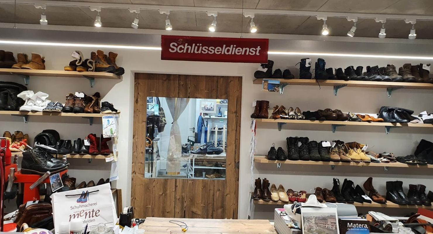 Schuhmacherei Mente - Vêtements de seconde main in Thurgovie