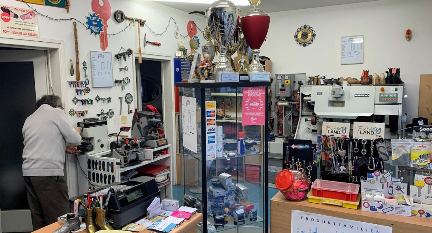 Pereira's Schuhe Reparaturen/Verkauf und Schlüsselservice - Second-Hand-Kleidung in Thurgau