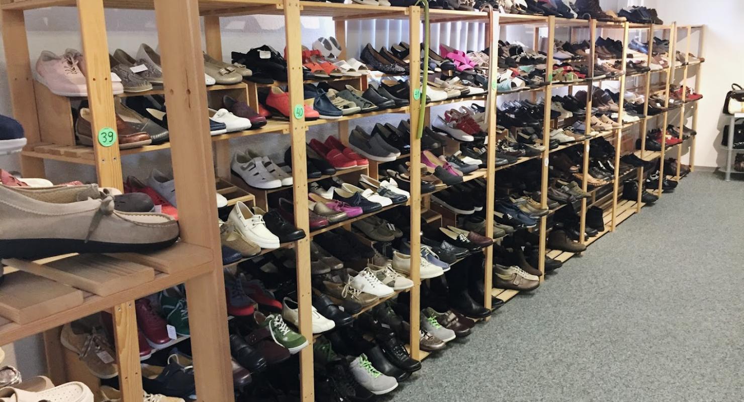 HELVESKO-LadySko-dansko Bequemschuh-Fachgeschäft Schlatt - Vêtements de seconde main in Thurgovie