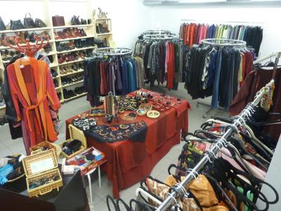LA Boutique - Second-hand Clothing in Valais