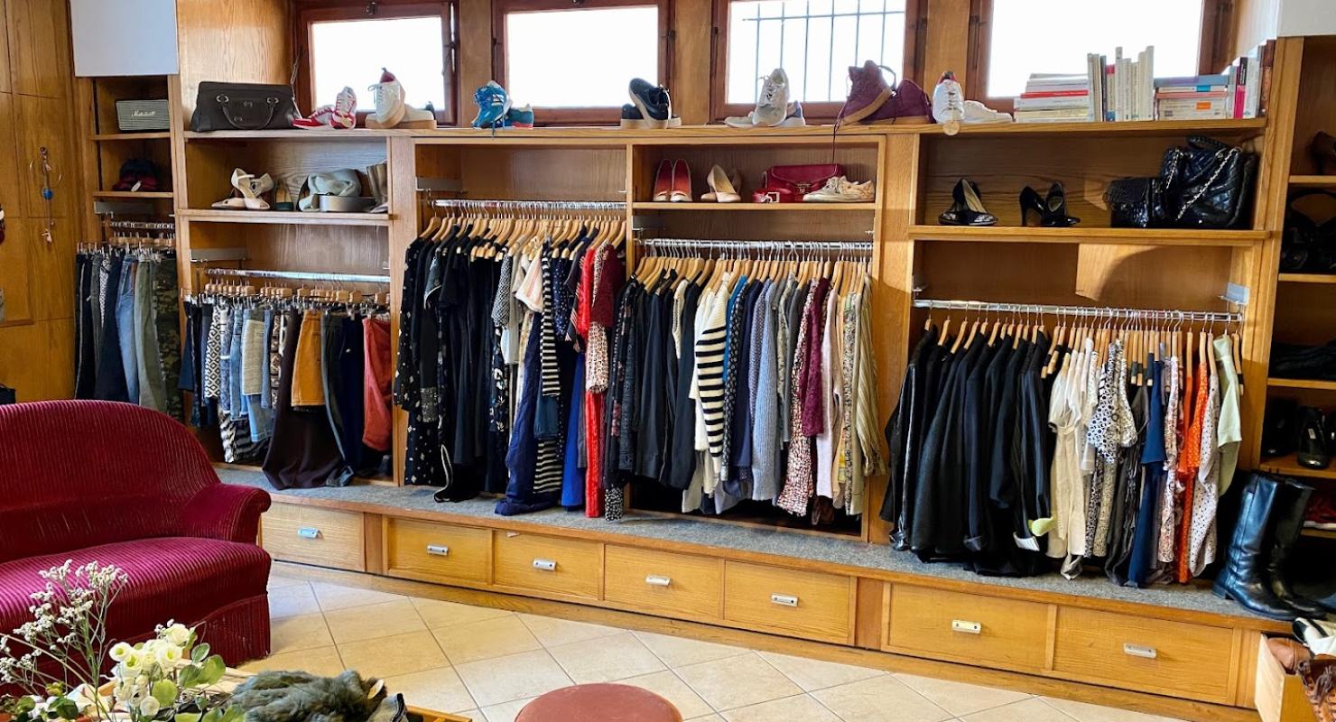 La Friperie Edwige - Second-hand Clothing in Valais