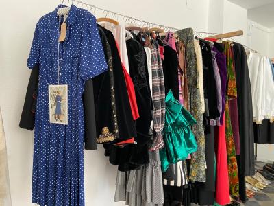 cropslowmode - Abbigliamento di seconda mano in Vallese