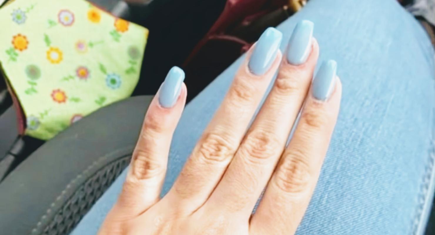 Beatriz Nails - Upcycled Fashion in Valais