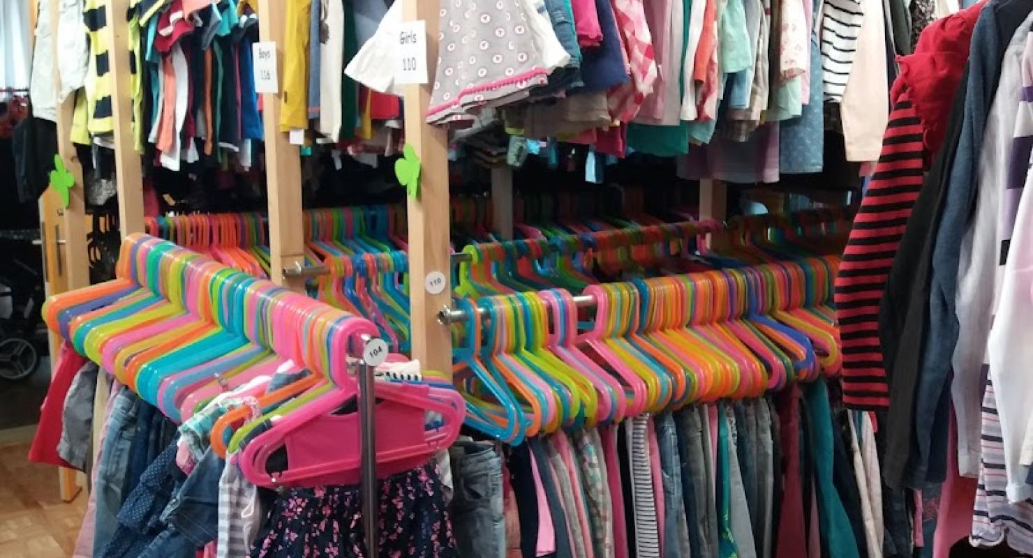 Schatzcheschte Kinderkleiderbörse - Vêtements de seconde main in Lucerne