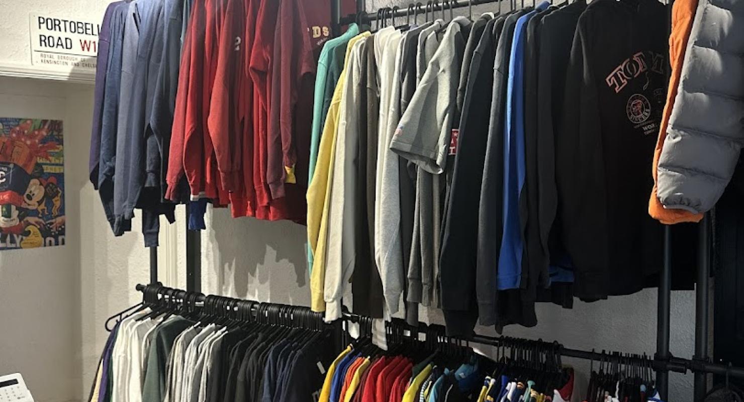 La Freeperie Lausanne Tunnel | Streetwear & Vintage Store - Abbigliamento di seconda mano in Vaud