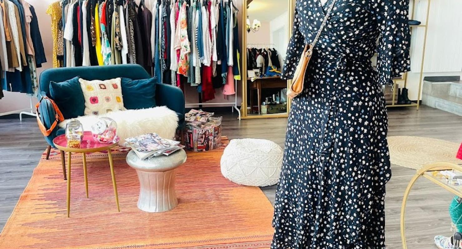 Vies de dressing Julie & co - Second main - Abbigliamento di seconda mano in Vaud