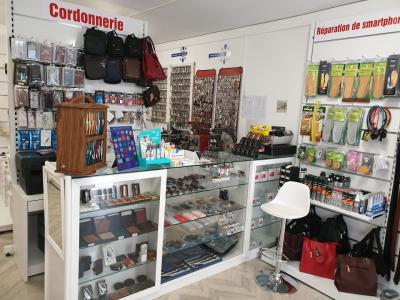 Cordonnerie du lac - Second-hand Clothing in Vaud