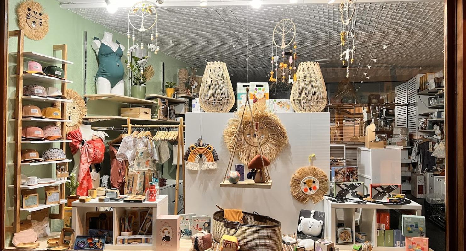 Boutique Parenthèse enchantée - Second-hand Clothing in Vaud