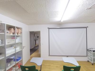 Swiss Beauty Academy GmbH - Moda upcycled in Vaud