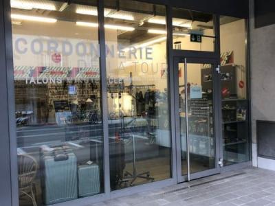Cordonnerie de la Tour - Second-Hand-Kleidung in Waadt