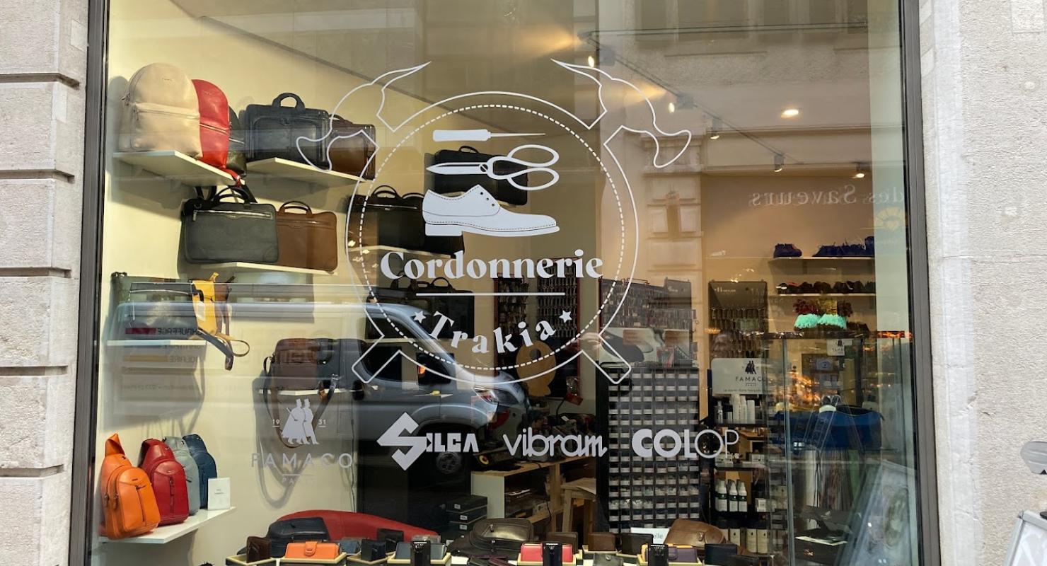 Cordonnerie Trakia - Abbigliamento di seconda mano in Vaud