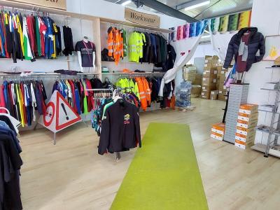 Empreintex Sàrl vêtements professionnels et textiles personnalisés, broderie, sérigraphie, impressions tshirts personnalisés - Reparatur & Änderung in Waadt