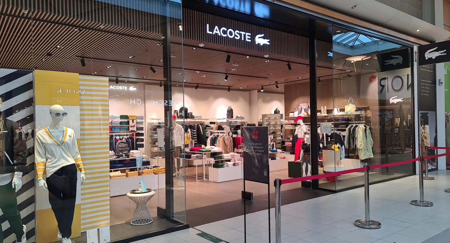 Lacoste - Second-hand Clothing in Vaud