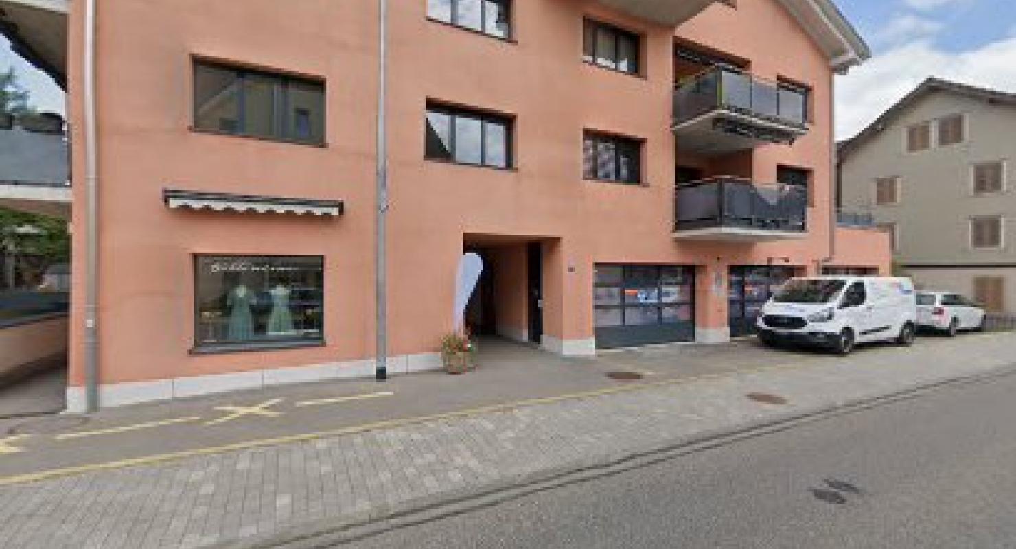 BOTTONCINO Giulia Lazzarini - Upcycling-Mode in Zug