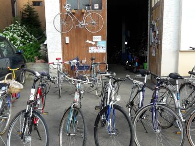Thomas Roschi / Velo, Mofa An- und Verkauf - Second-hand Clothing in Aargau