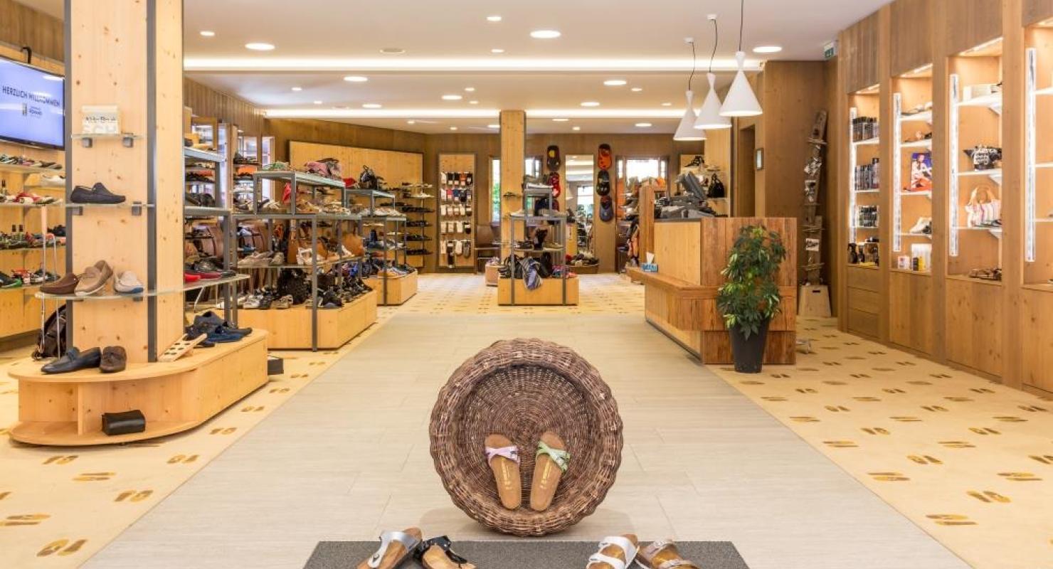 Schuhhaus Romang - Vêtements de seconde main in Berne