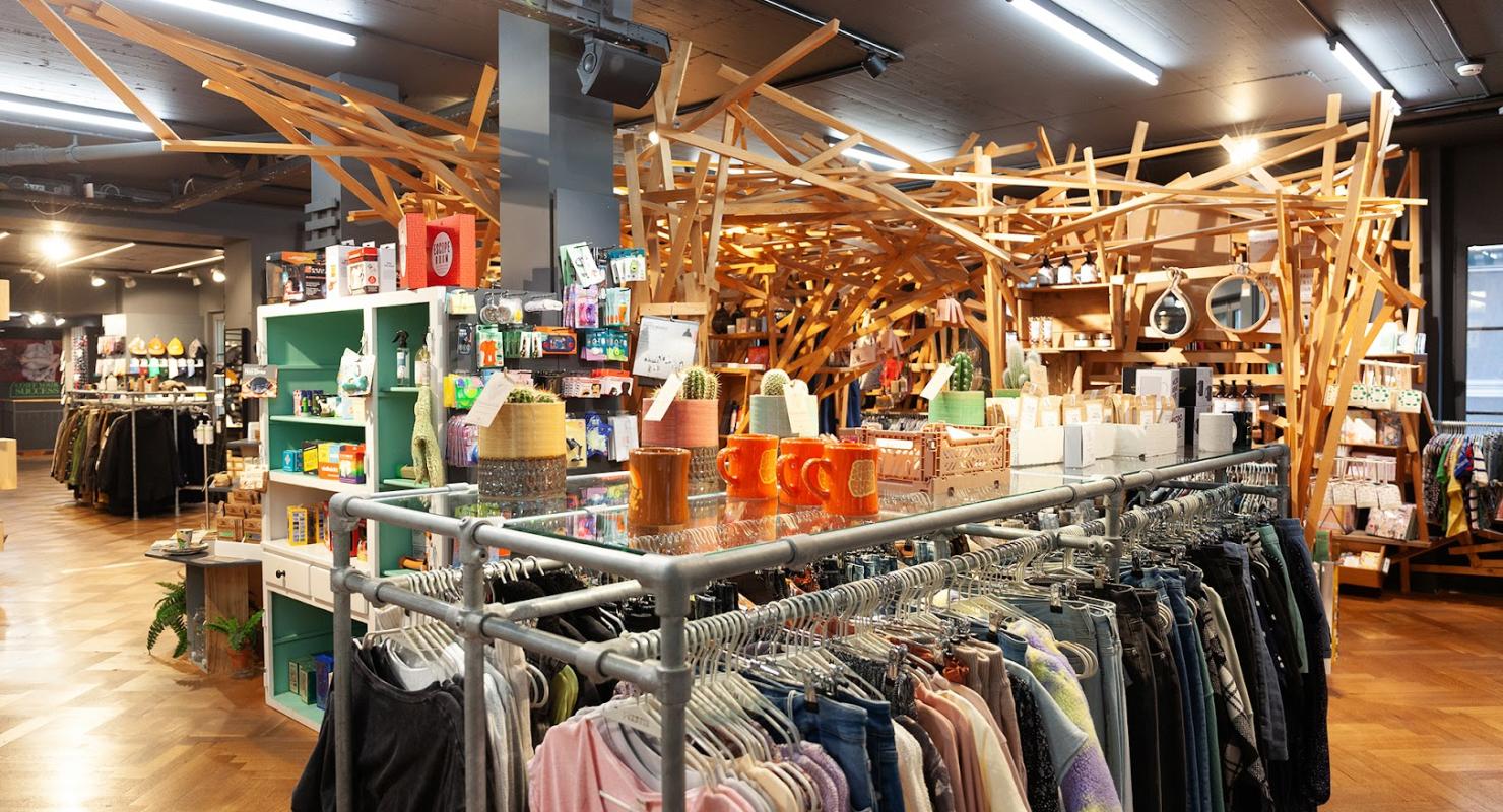 Fizzen - Abbigliamento di seconda mano in Berna