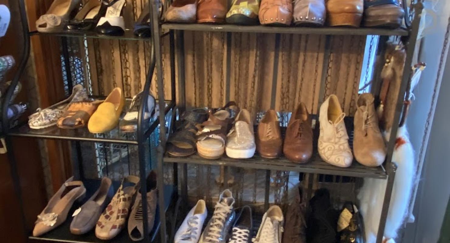 Karin‘s Vintage Atelier GmbH - Second-hand Clothing in Bern