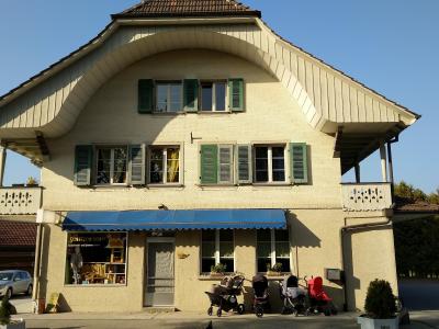 Schatzchischte - Second-hand Clothing in Bern
