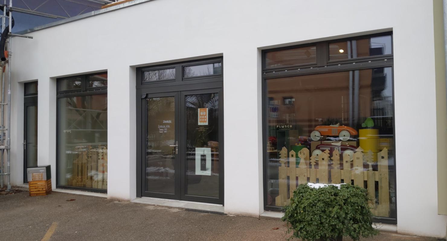 Plüsch Kinderreich GmbH - Second-Hand-Kleidung in Bern