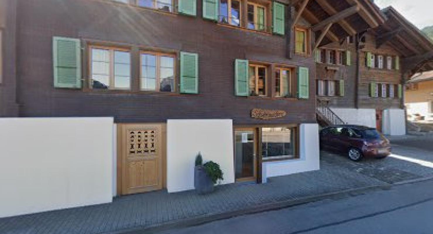 Schuhreparaturen - Abbigliamento di seconda mano in Berna