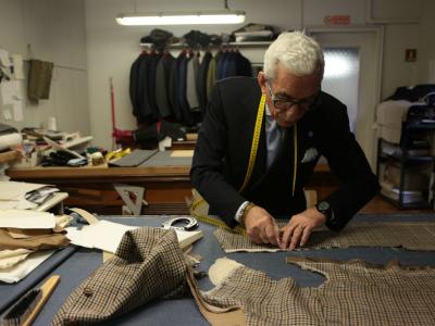 IL NOBILE…Kunststopferei / Rammendi invisibili/ Mass- und Änderungsschneiderei / Sartoria - Moda upcycled in Zurigo