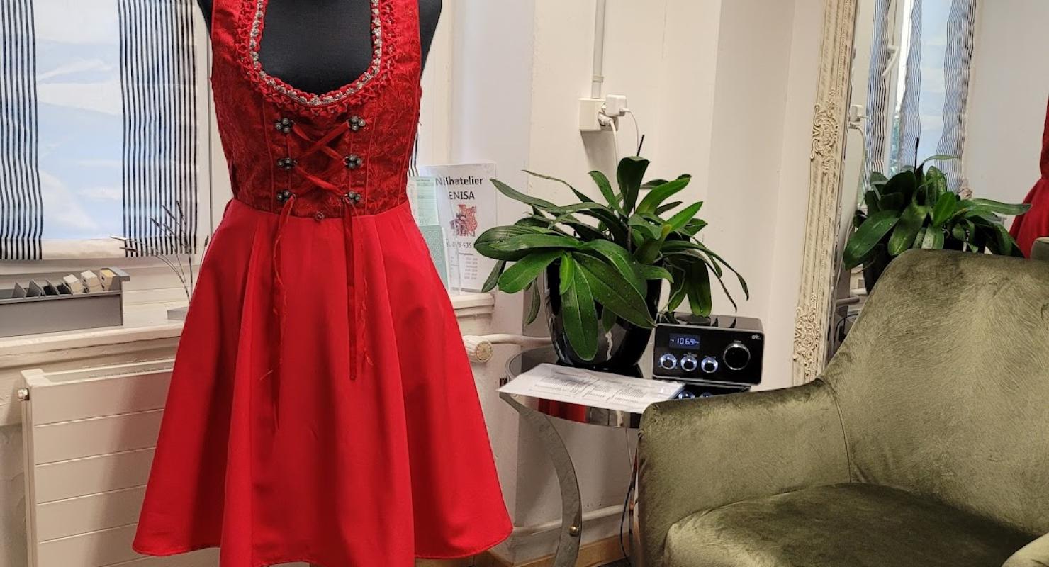 Enisa Schneideratelier - Moda upcycled in Zurigo