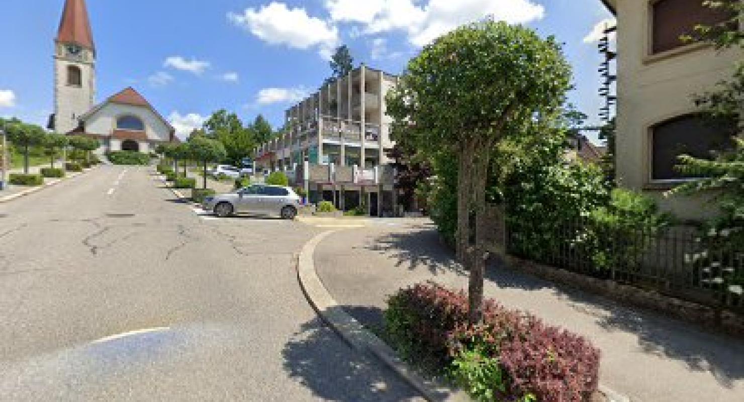 Cleanzone - Wallisellen | Textilreinigung | Wäscherei | Schneiderei - Vêtements de seconde main in Zurich