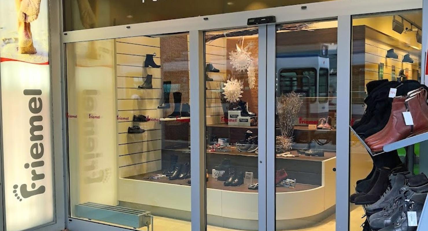Friemel AG - Second-hand Clothing in Zurich