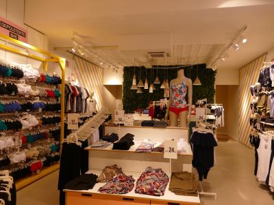 Tezenis - Vêtements de seconde main à Zurich