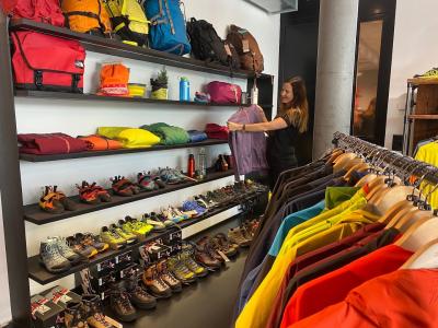 2nd Peak – Second Hand Outdoor Shop in Zürich - Vêtements de seconde main à Zurich