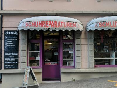 Dörfli - Second-hand Clothing in Zurich