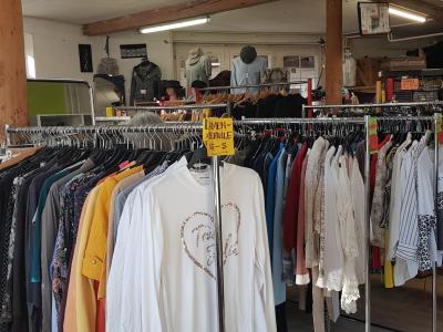 Second hand Shop Wetzikon - Vêtements de seconde main à Zurich
