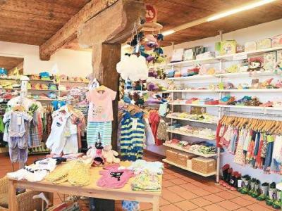 Mogli Chinderlade - Second-hand Clothing in Zurich
