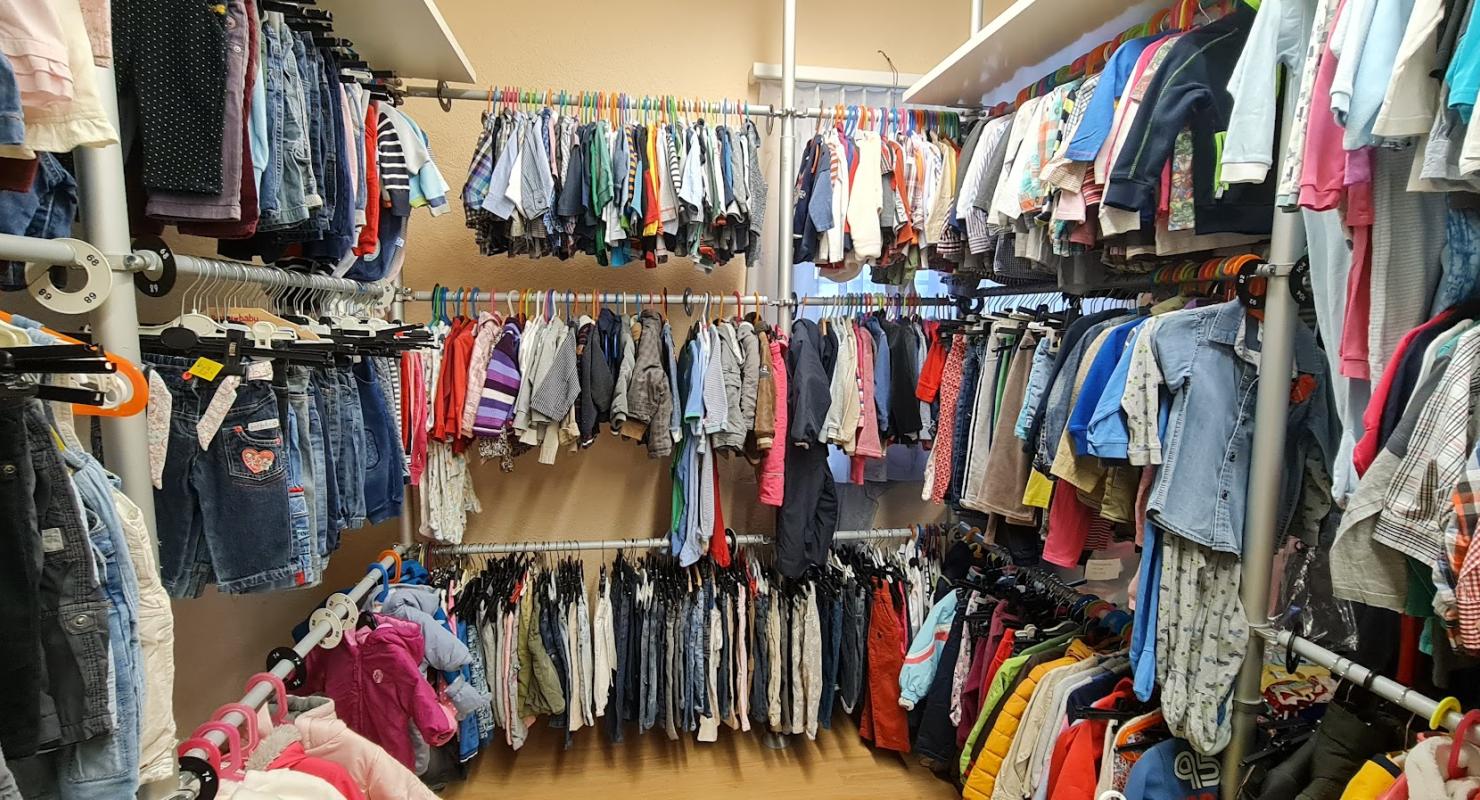 Kinderkleiderbörse Wehntal - Second-hand Clothing in Zurich
