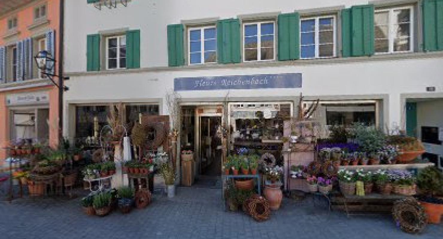 Fingerhut Doris Weidmann - Moda upcycled in Zurigo