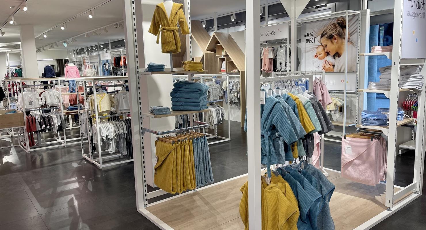 BabyOne Dietlikon - Die großen Babyfachmärkte - Vêtements de seconde main in Zurich