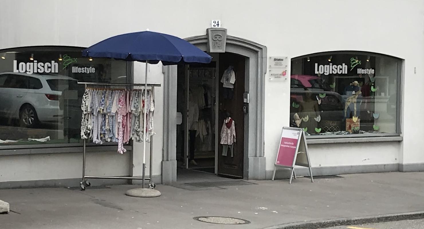 LOGISCH lifestyle GmbH - Second-hand Clothing in Aargau