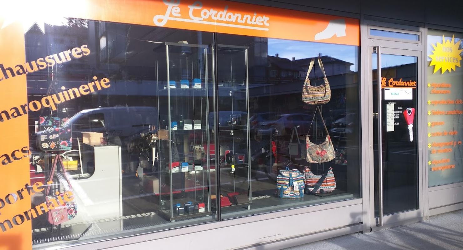 le Cordonnier - Vêtements de seconde main in Fribourg